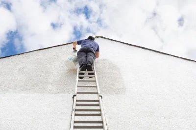 Peinture extérieure à Beaurières — façades et ravalement